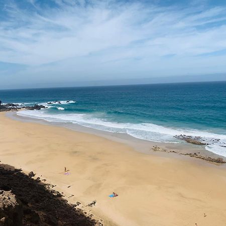 Villas Y Apartamentos El Sultan Corralejo Kültér fotó