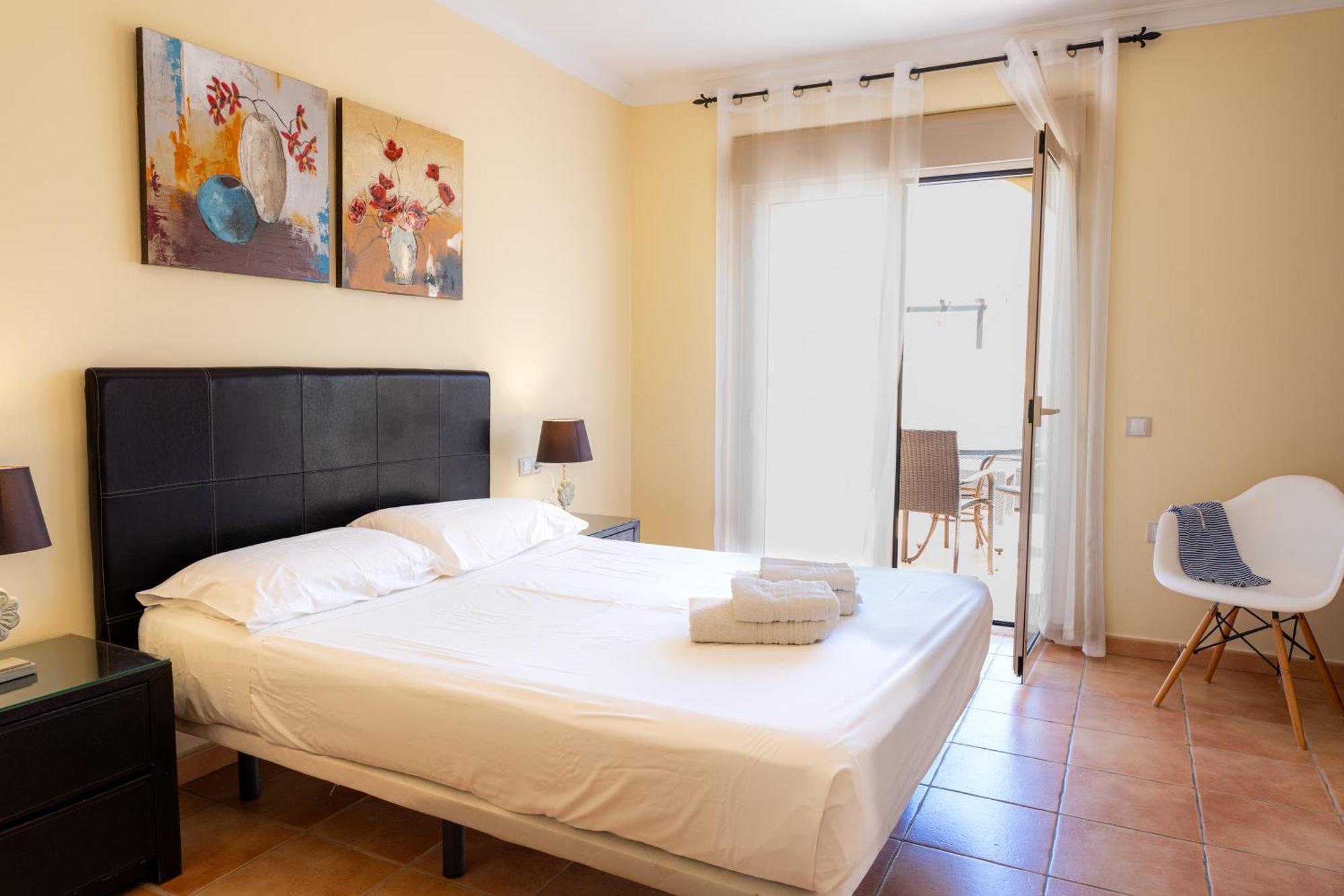 Villas Y Apartamentos El Sultan Corralejo Kültér fotó